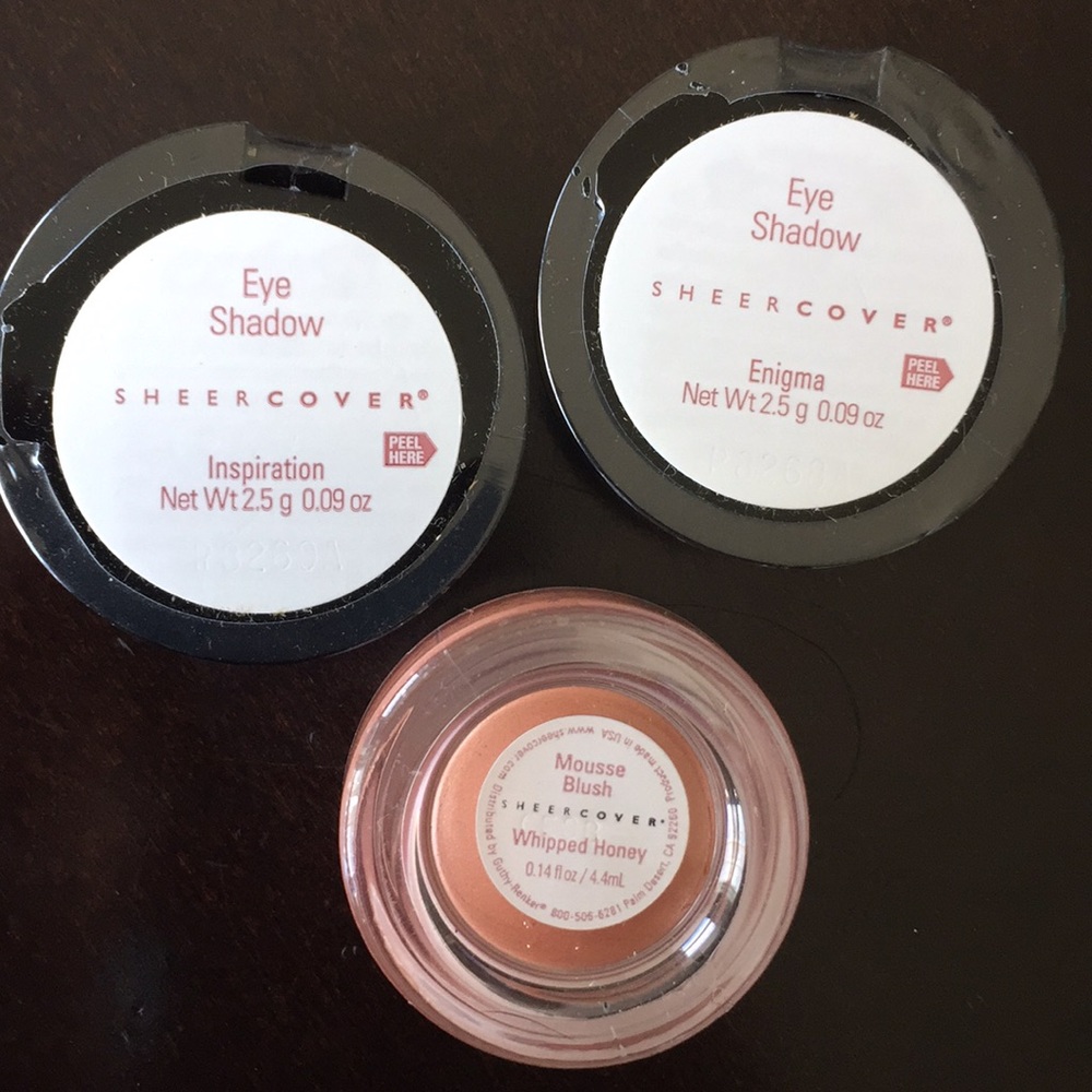 New Sheer Cover 2 Eye Shadows & Whipped Blush